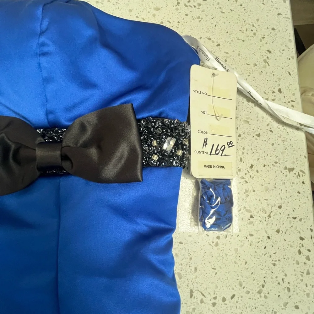 Hannah Blue Strapless Dress with‎ Black Bow